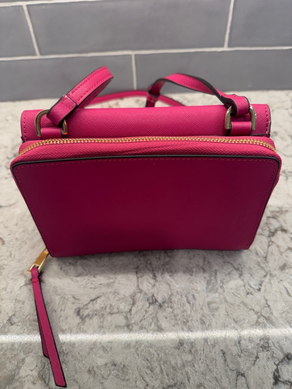 Crown and Ivy Charlotte Crossbody - Picture 3 of 7